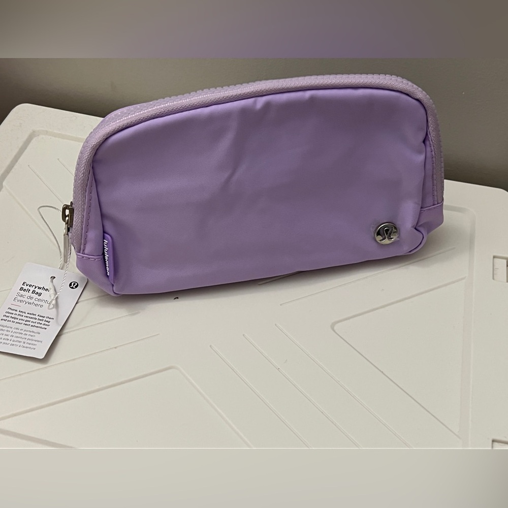 Lululemon Everywhere Belt Bag 1L – Purple / Lilac (New with Tag)